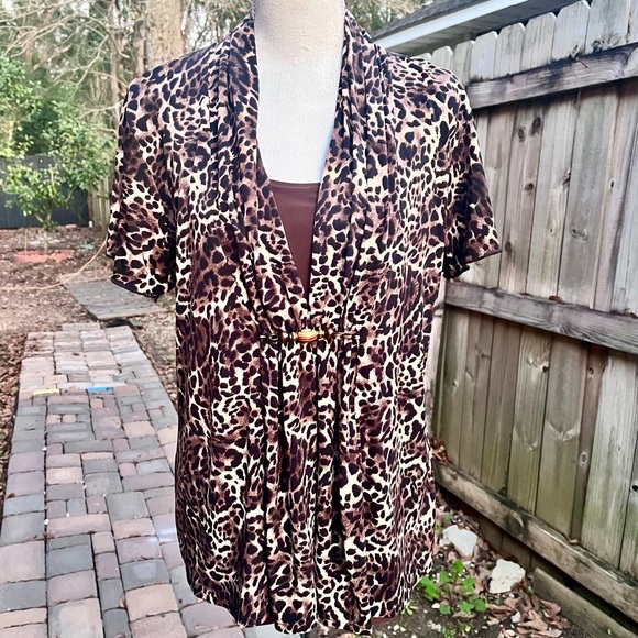 Kim Rogers Lady’s Top in Leopard Print; Size Large - Picture 1 of 8